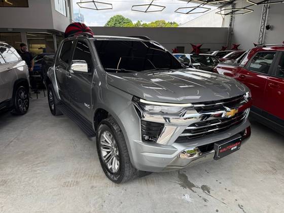 CHEVROLET S10 2.8 16V TURBO DIESEL HIGH COUNTRY CD 4X4 AUTOMÁTICO